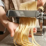 Masina de facut paste sau taitei de casa