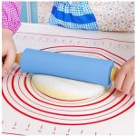 Sucitor rotativ din silicon cu manere de lemn, 38cm 1 Sucitor rotativ