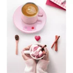 Aparat pentru incalzirea / racirea lichidelor din cana sau pahar