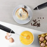 Mini Mixer cu acumulator incorporat cu 2 teluri interschimbabile 1 Mini Mixer cu acumulator incorporat cu 2 teluri interschimbabile