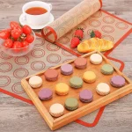 Plansa de copt din silicon pentru macarons 2 Plansa de copt din silicon pentru macarons