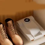 Uscator electric pentru incaltaminte cu functie de dezinfectare UV