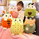 Paturica pufoasa cu jucarie de plus multifunctionala, Model Ananas, Galben 3 Paturica pufoasa cu jucarie de plus multifunctionala, Model Ananas, Galben